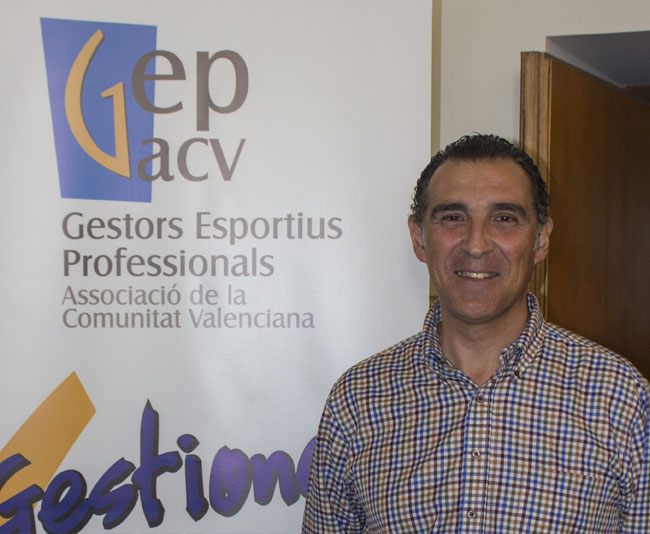 César Iribarren Navarro